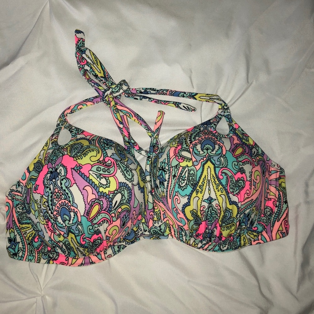 Victoria’s Secret bathing suit top